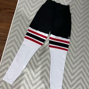 COPY - Bombshell Leggings